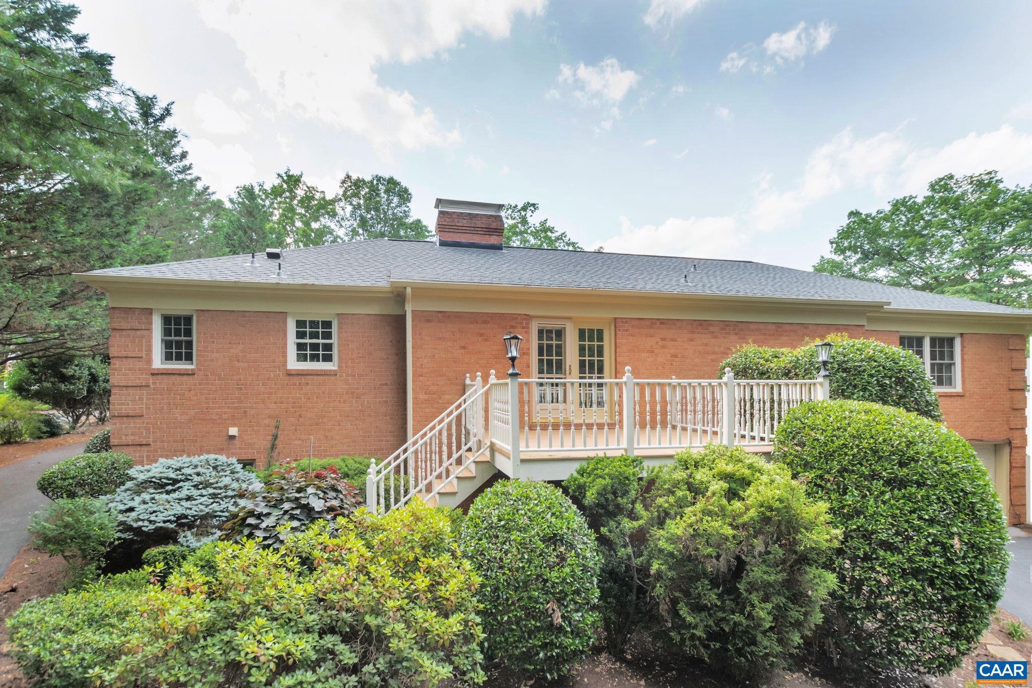 CANTERBURY HILLS - Residential