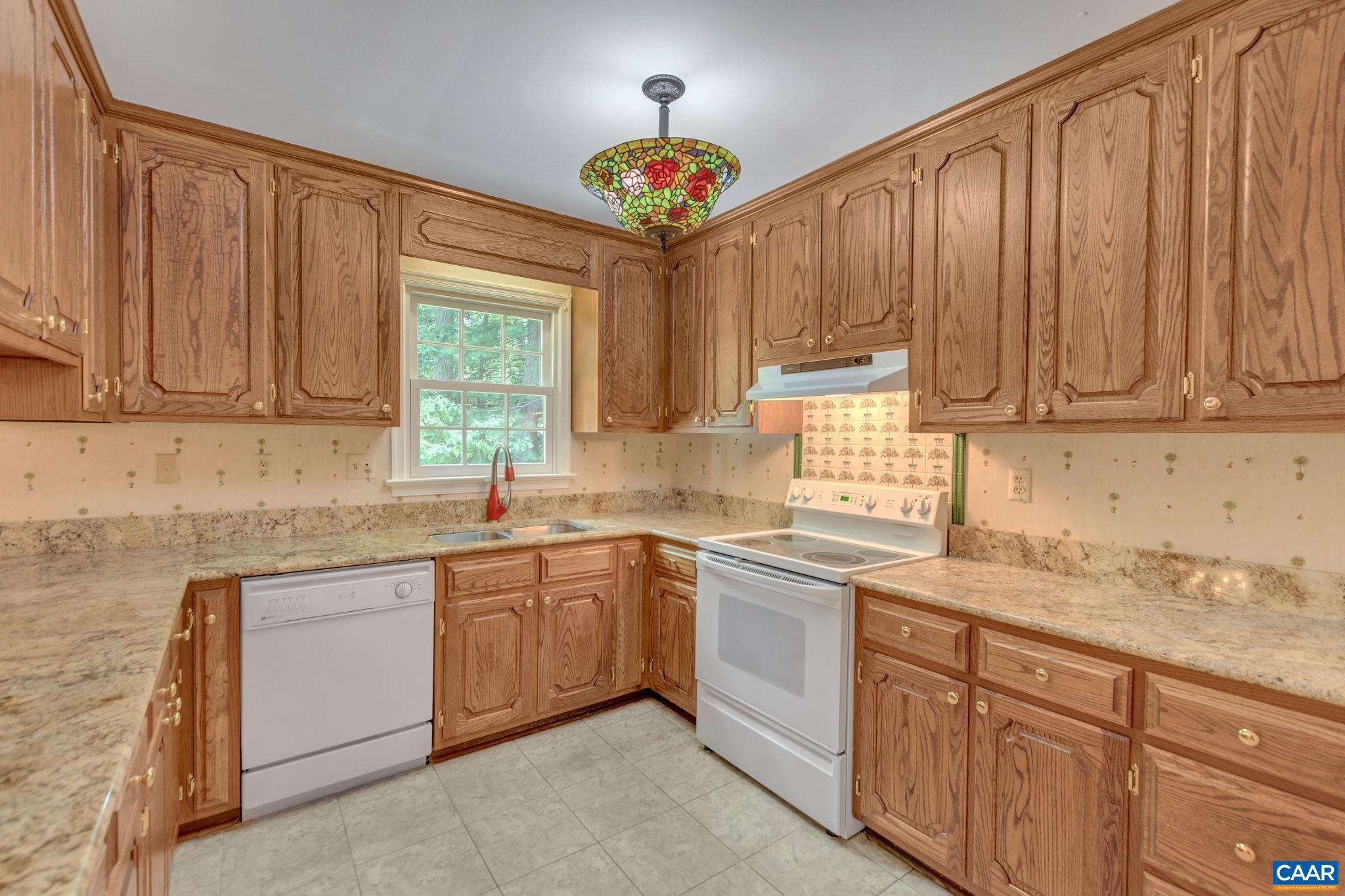 CANTERBURY HILLS - Residential