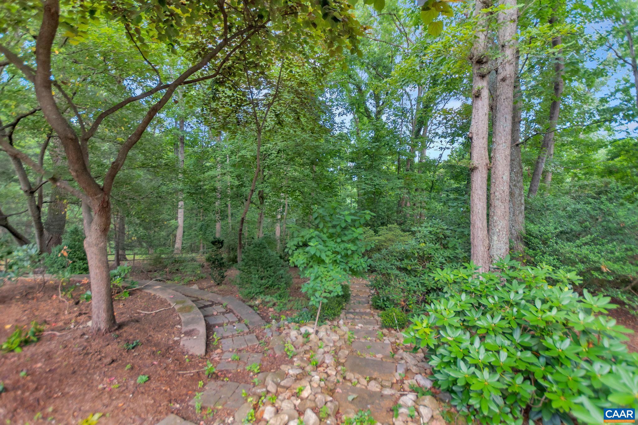 CANTERBURY HILLS - Residential