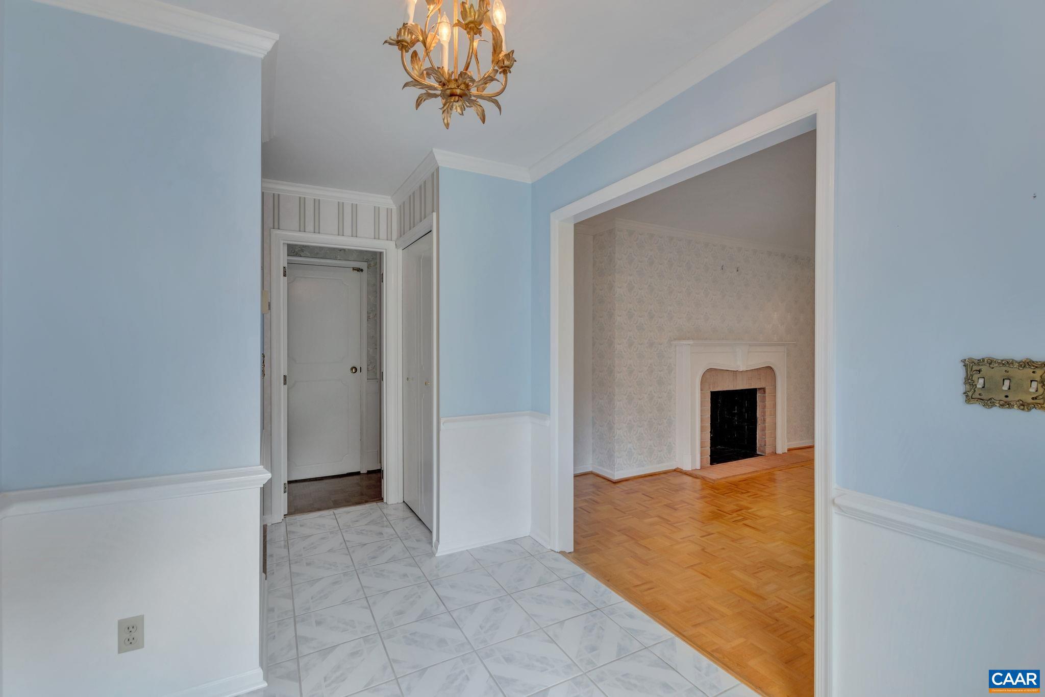 CANTERBURY HILLS - Residential