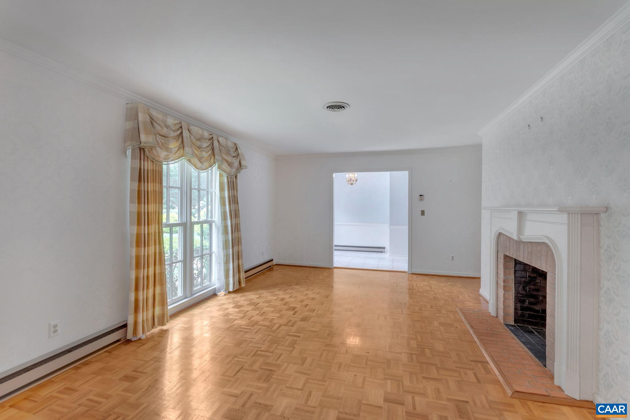 CANTERBURY HILLS - Residential