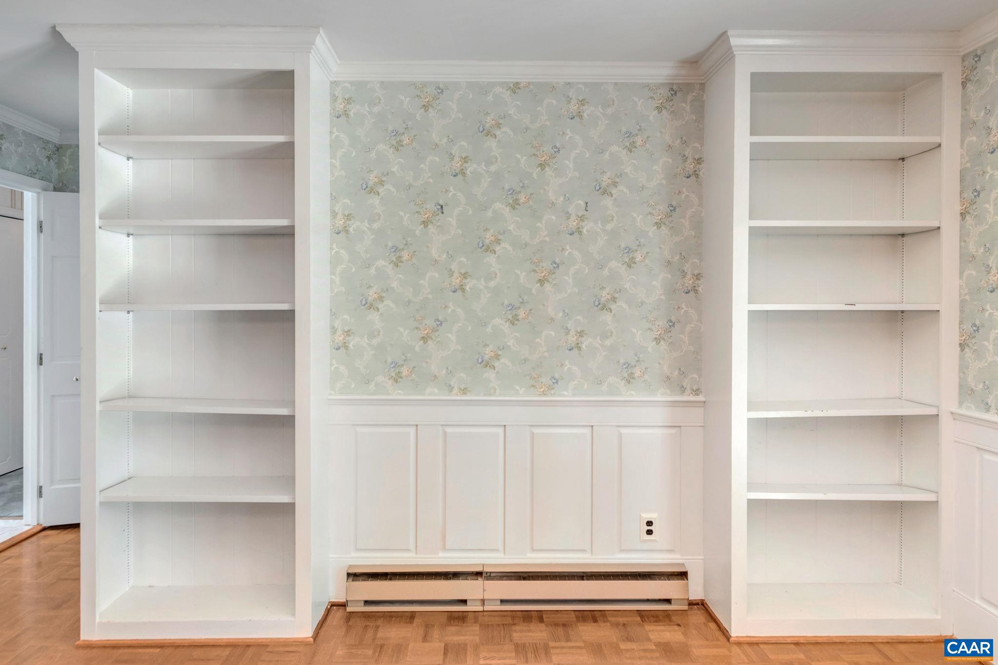 CANTERBURY HILLS - Residential