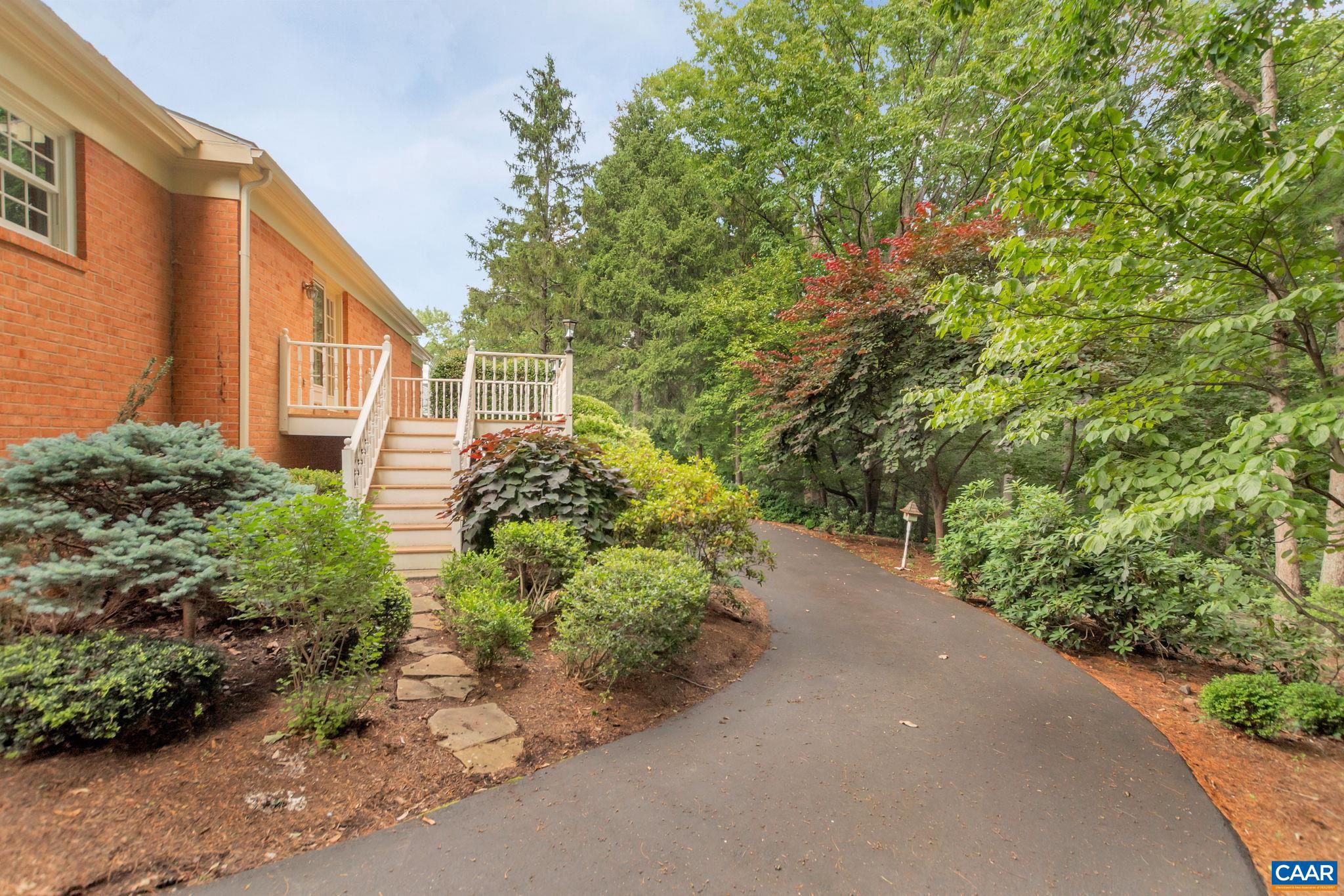 CANTERBURY HILLS - Residential