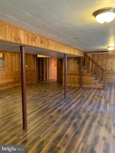 SHIRLEY WOODS - Residential Lease