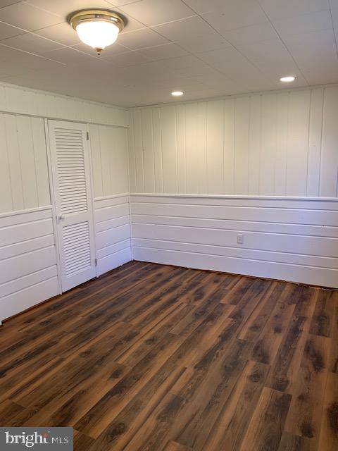 SHIRLEY WOODS - Residential Lease