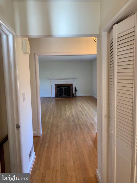 SHIRLEY WOODS - Residential Lease