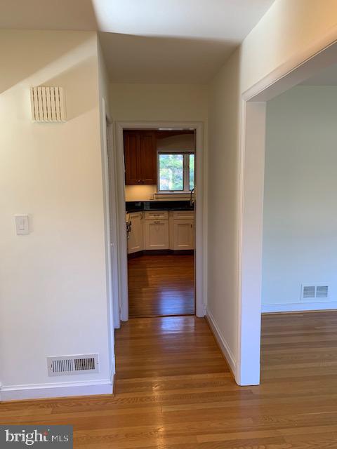 SHIRLEY WOODS - Residential Lease