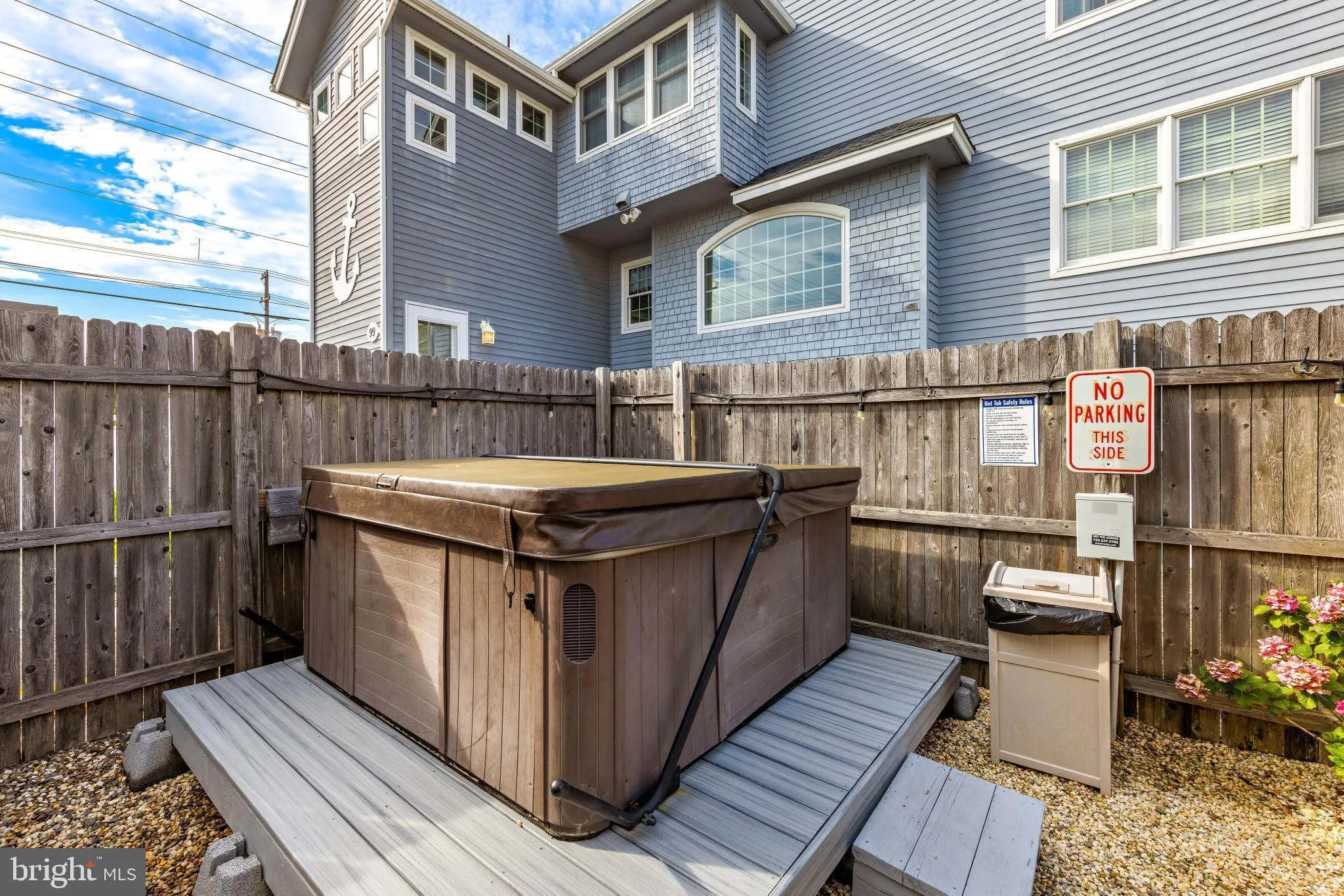 Ship Bottom, New Jersey 08008, United States, 3 Bedrooms Bedrooms, ,2 BathroomsBathrooms,Residential,Active,88296