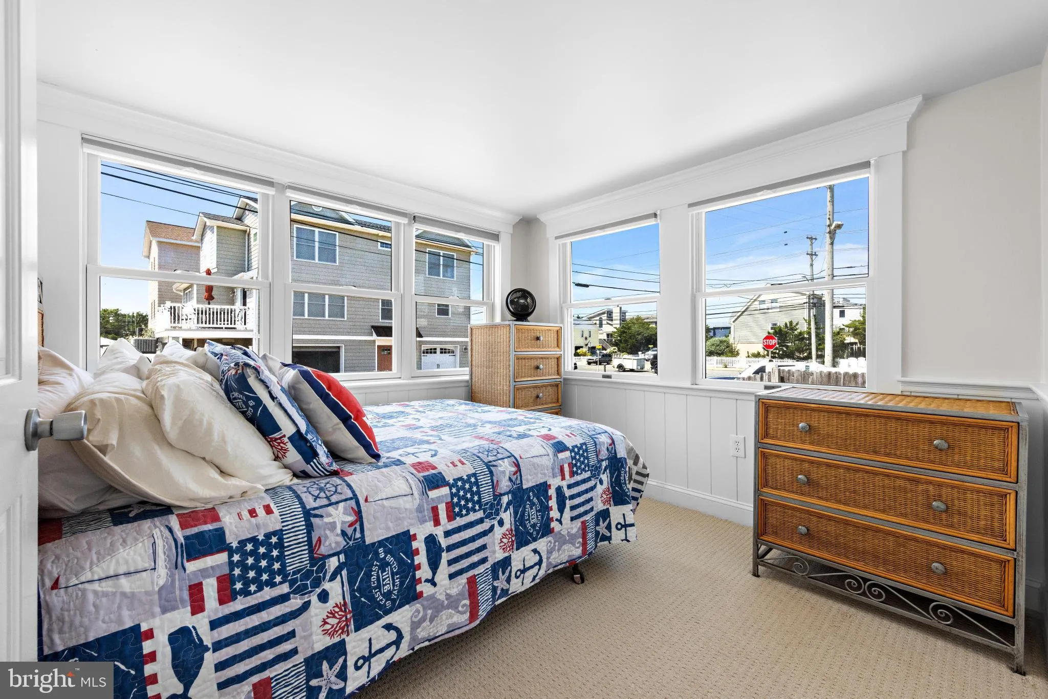 Ship Bottom, New Jersey 08008, United States, 3 Bedrooms Bedrooms, ,2 BathroomsBathrooms,Residential,Active,88296