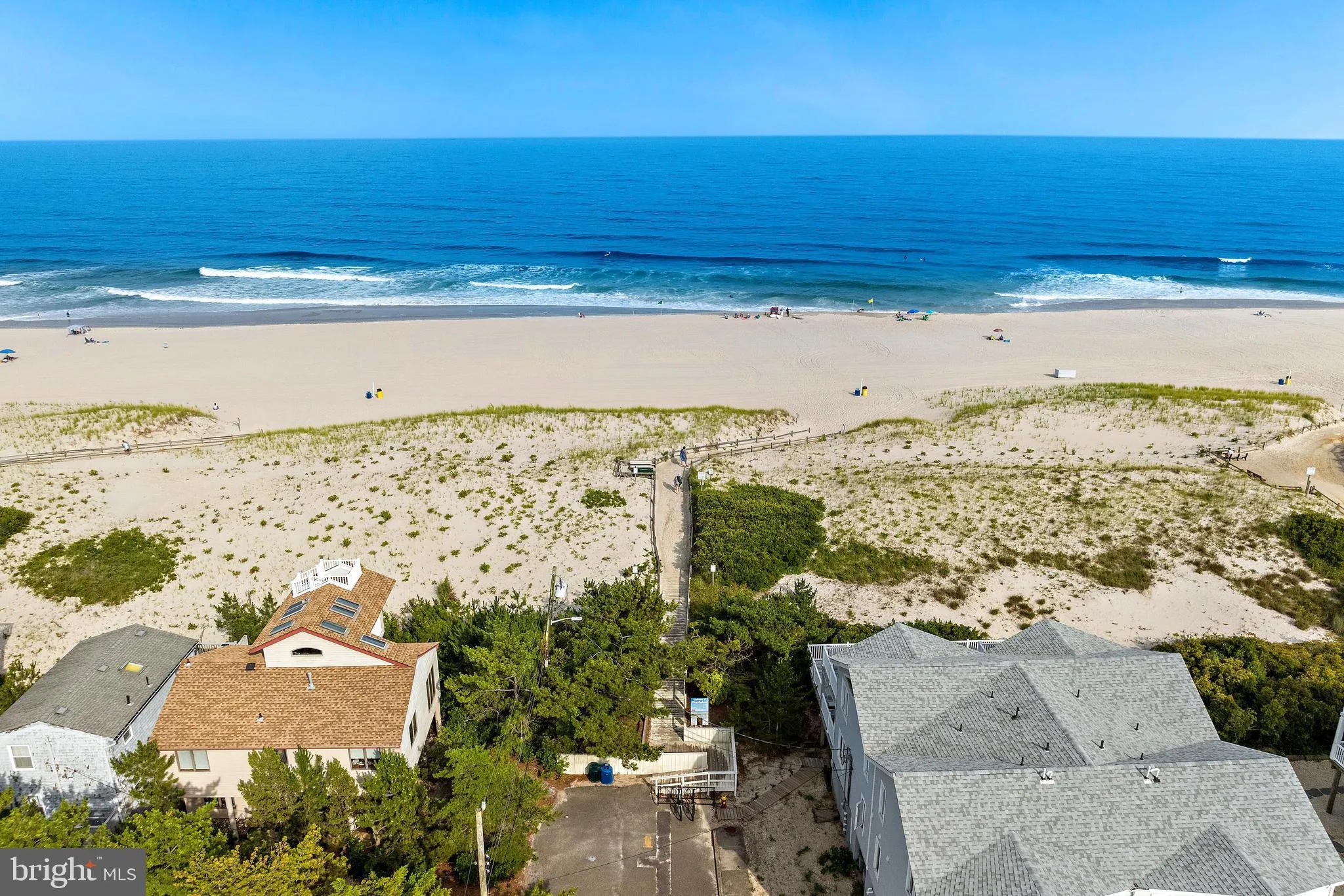 Ship Bottom, New Jersey 08008, United States, 3 Bedrooms Bedrooms, ,2 BathroomsBathrooms,Residential,Active,88296