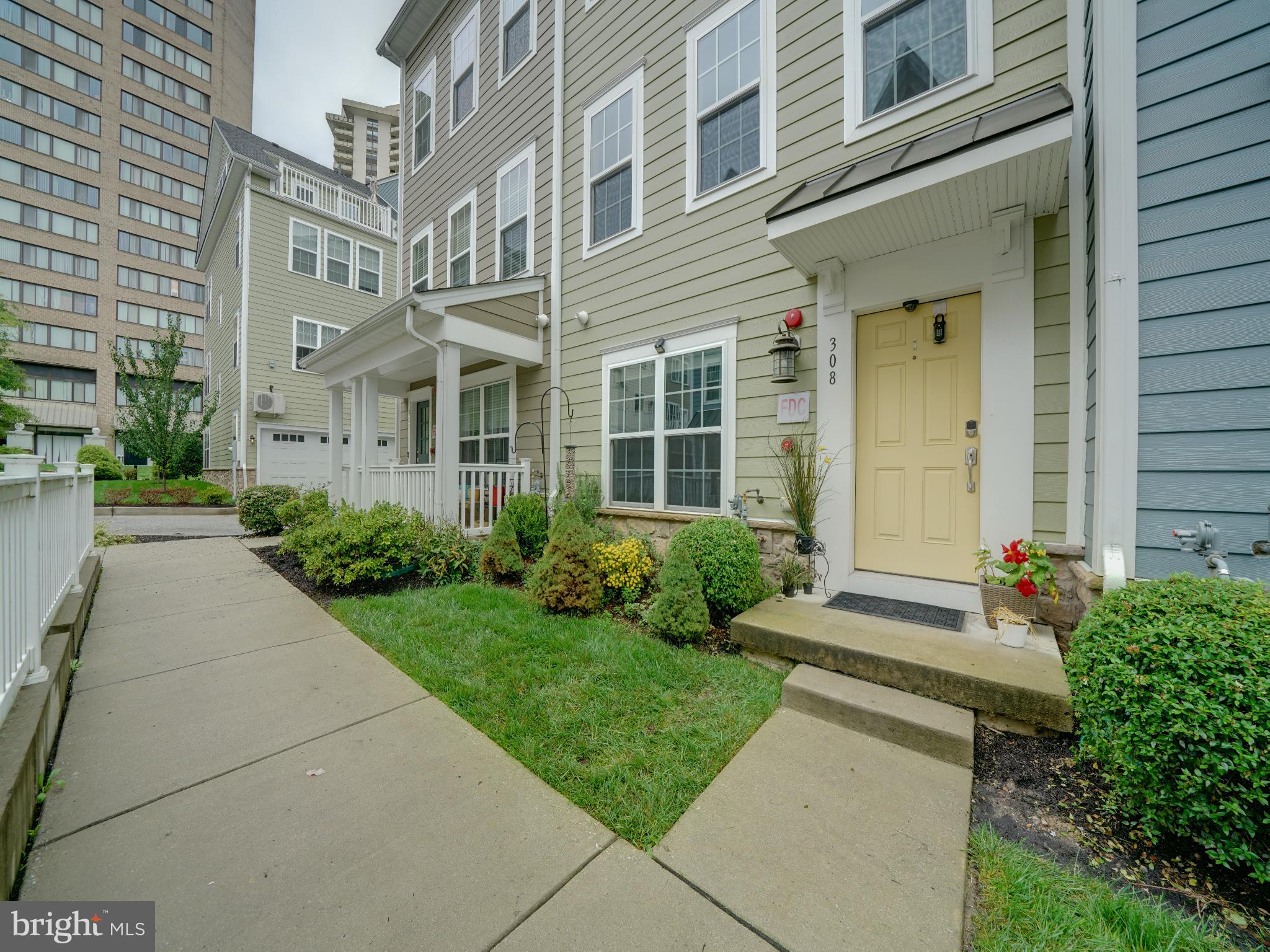308 DAVAGE LANE