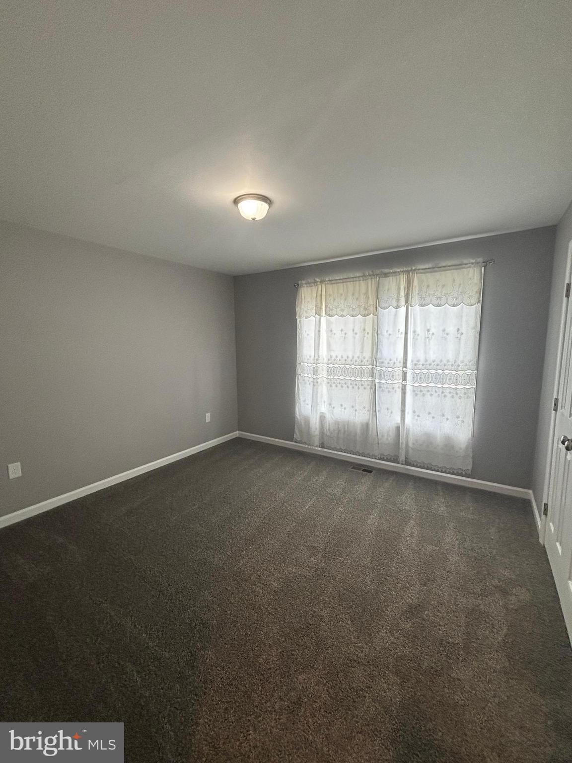 OPEQUON VIEW - Residential Lease