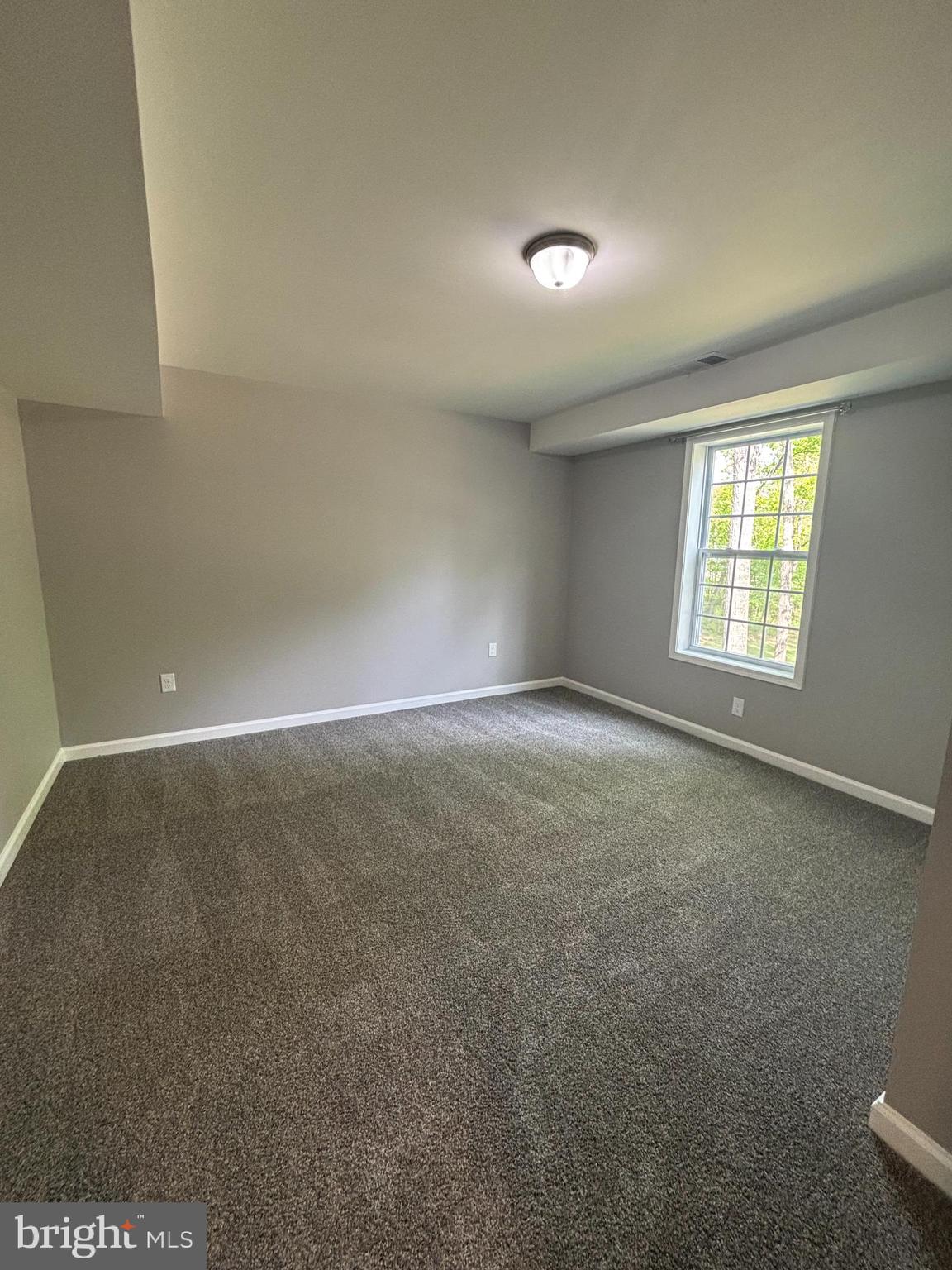 OPEQUON VIEW - Residential Lease