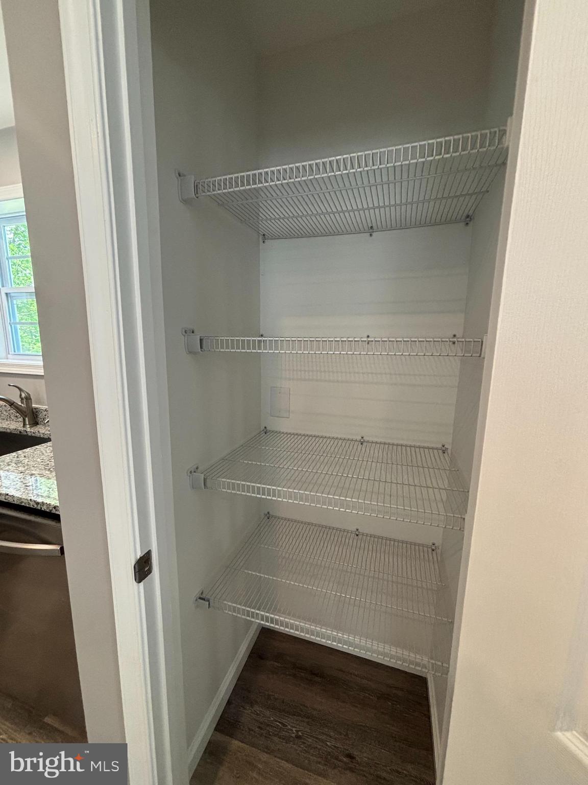 OPEQUON VIEW - Residential Lease