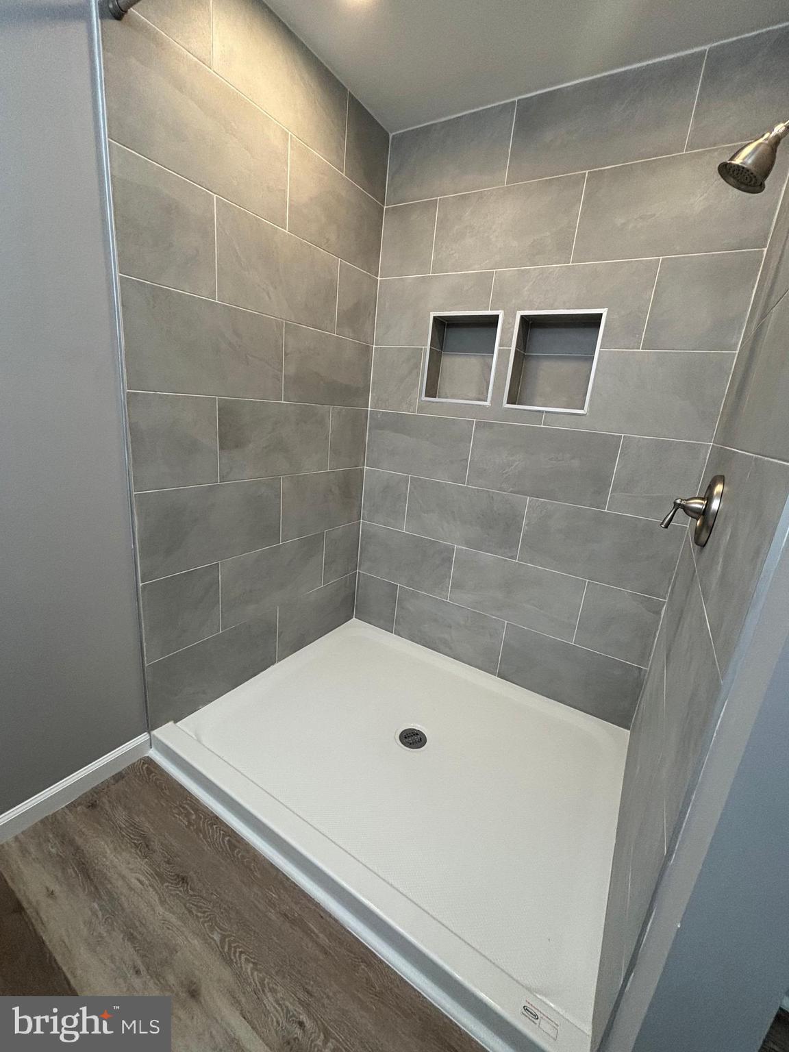 OPEQUON VIEW - Residential Lease