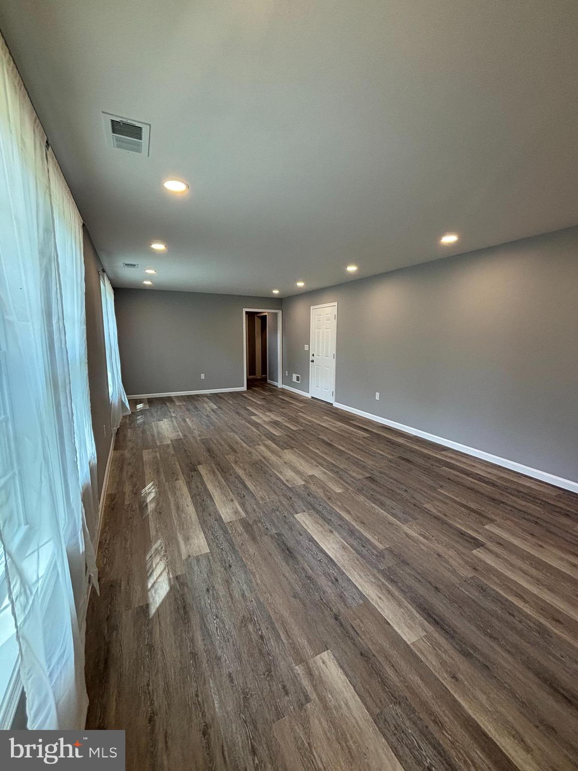 OPEQUON VIEW - Residential Lease