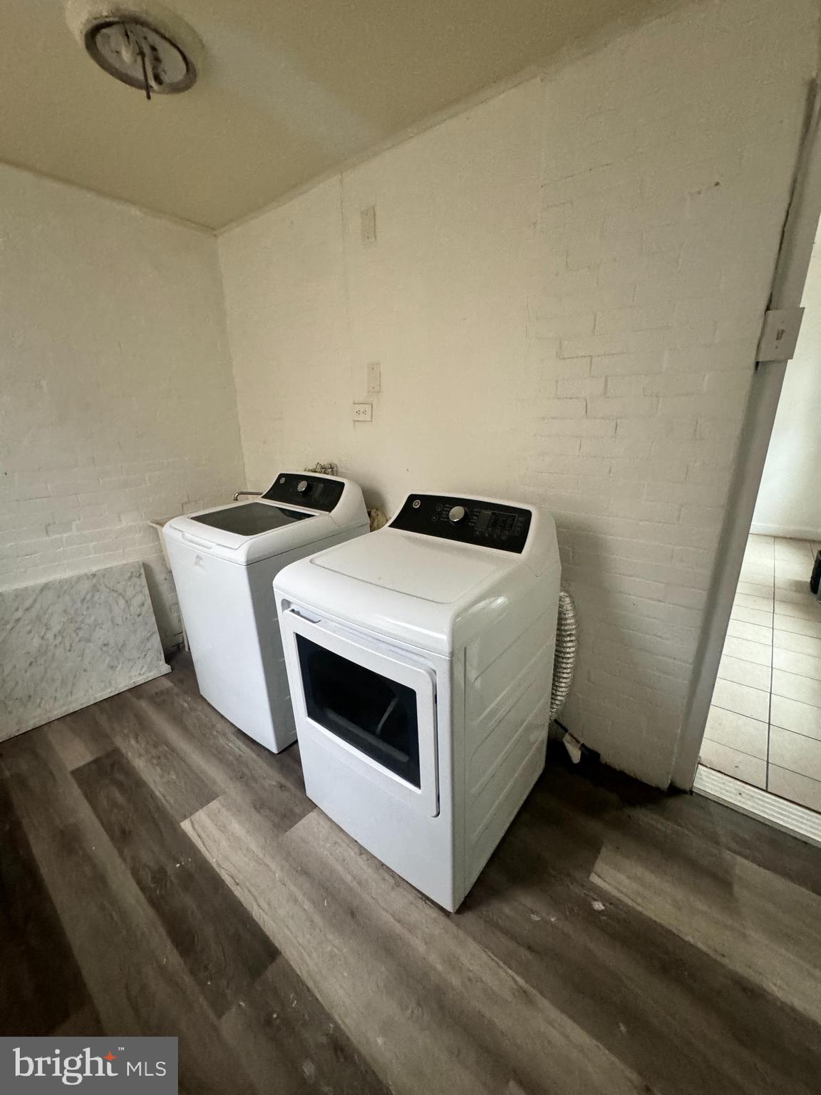 FAIRHILL - Residential Lease