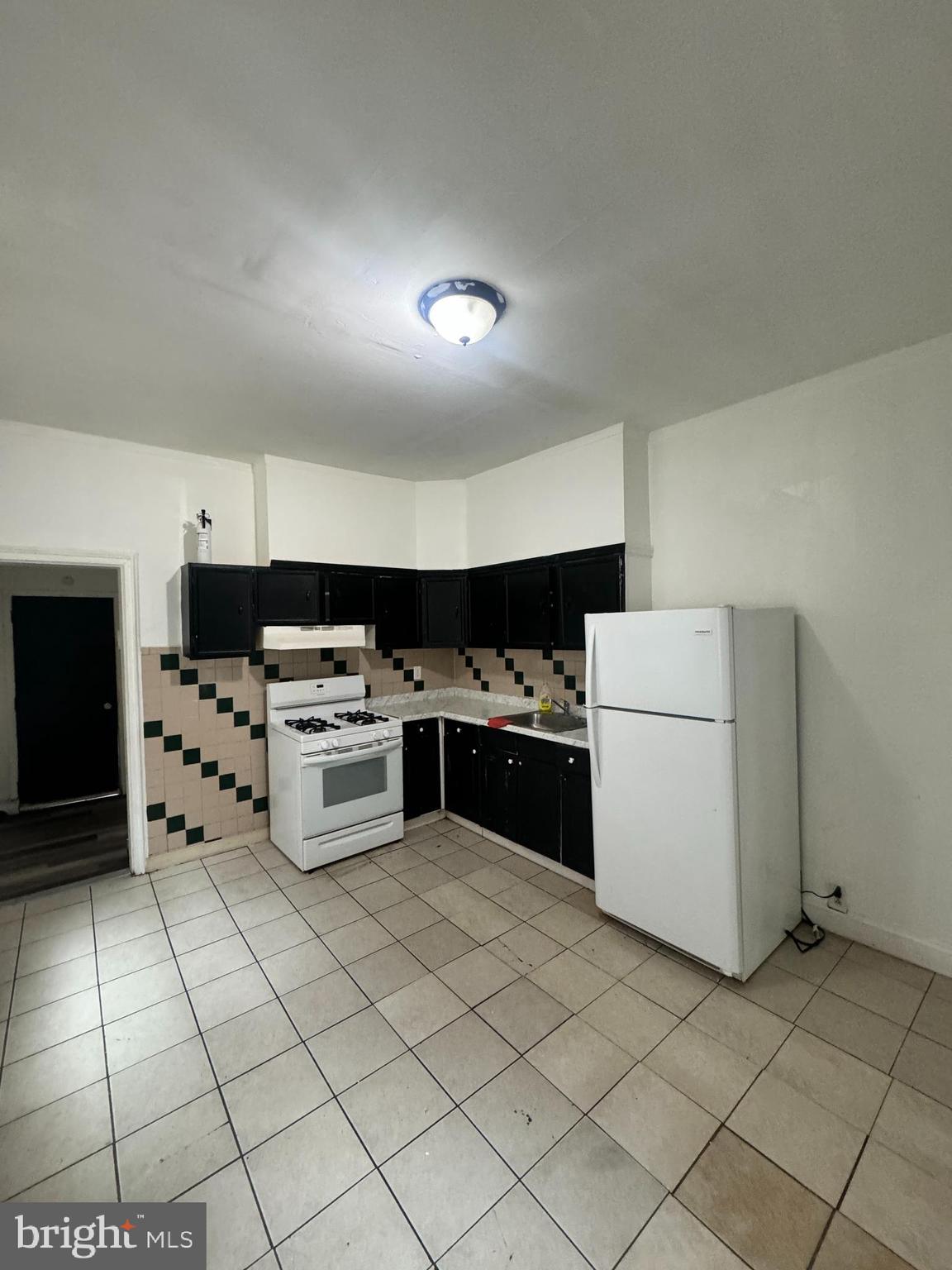 FAIRHILL - Residential Lease