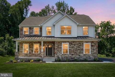 289 BURD COLEMAN ROAD CORNWALL PA 17042