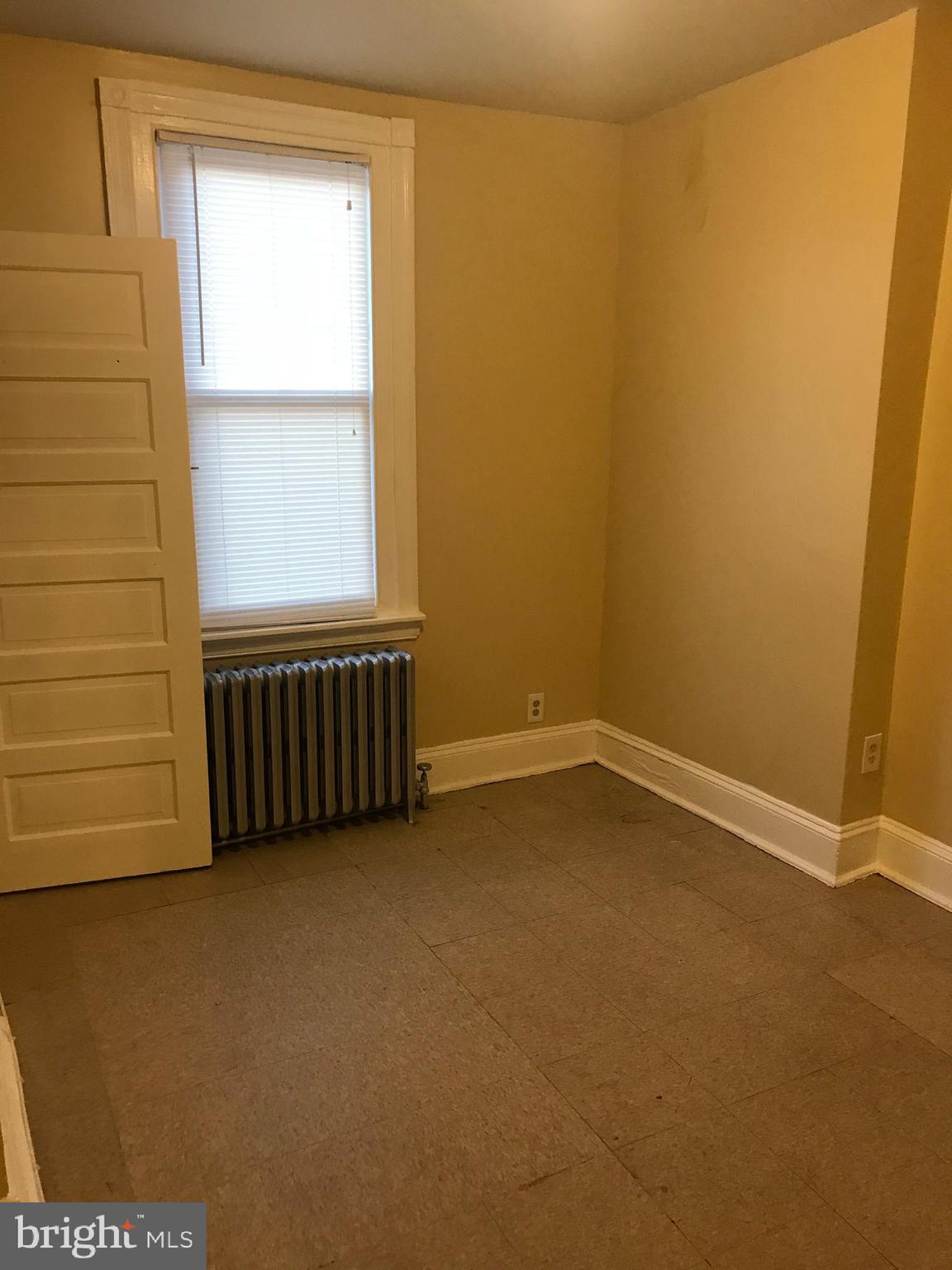 PHILADELPHIA (NORTH) - Residential Lease
