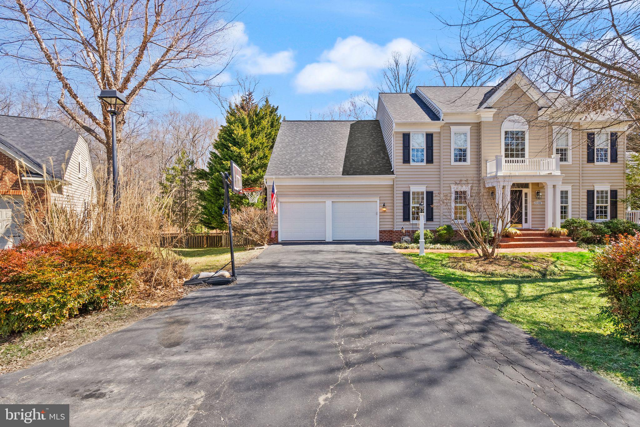 MEADOWBROOK WOODS - Residential