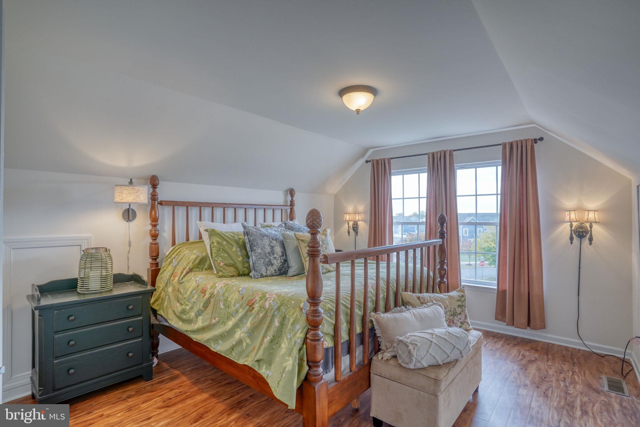 PARKSIDE - Residential