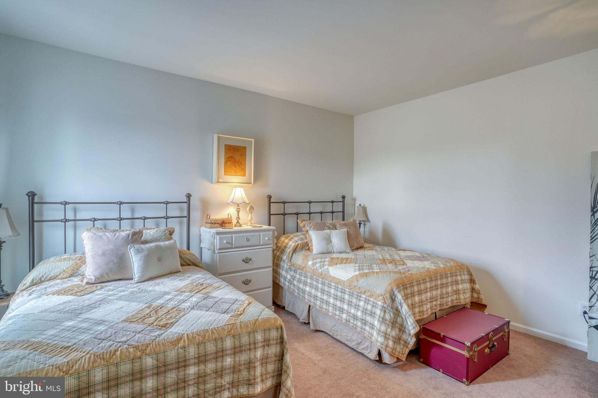 PARKSIDE - Residential