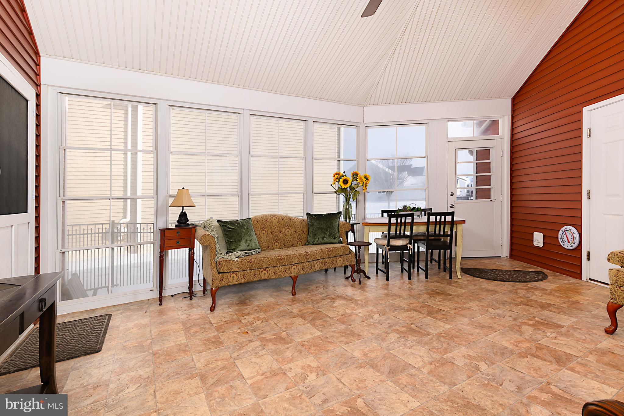 PARKSIDE - Residential