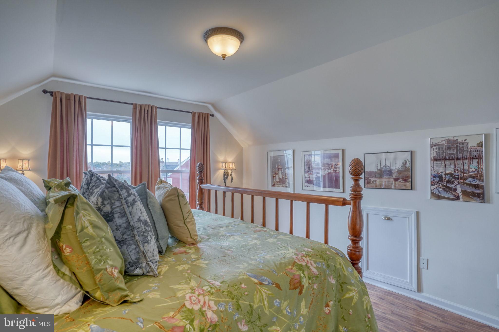 PARKSIDE - Residential