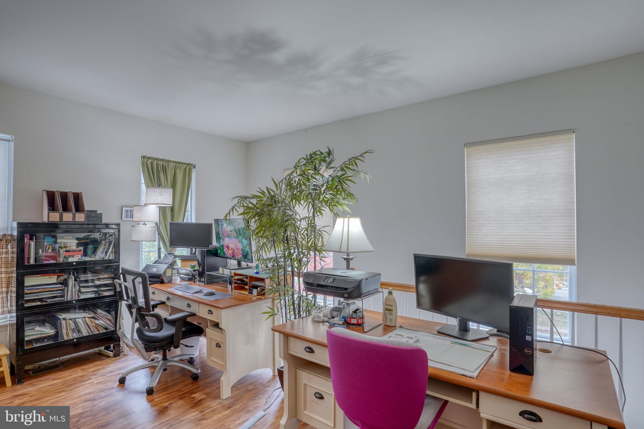 PARKSIDE - Residential