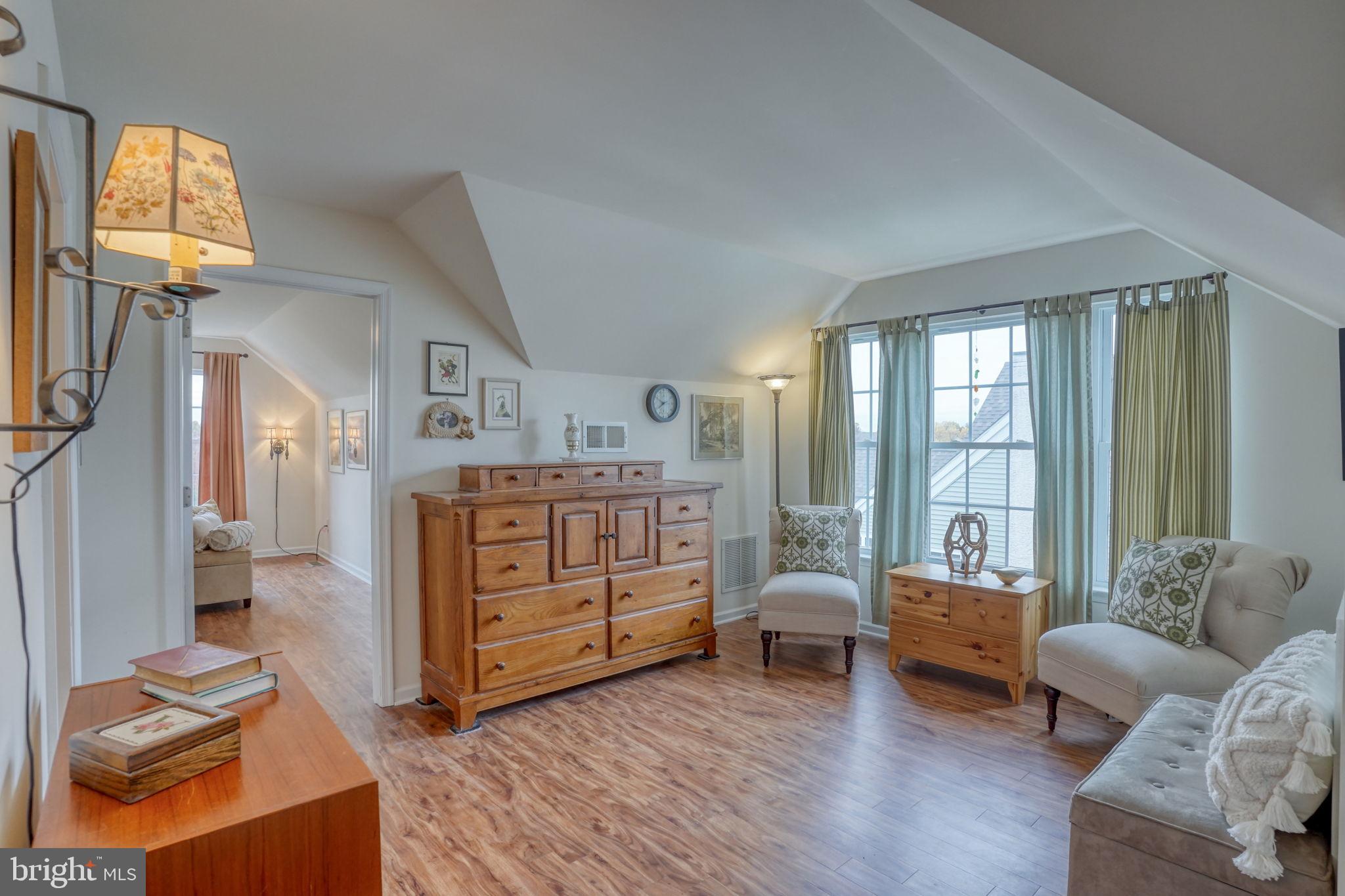 PARKSIDE - Residential