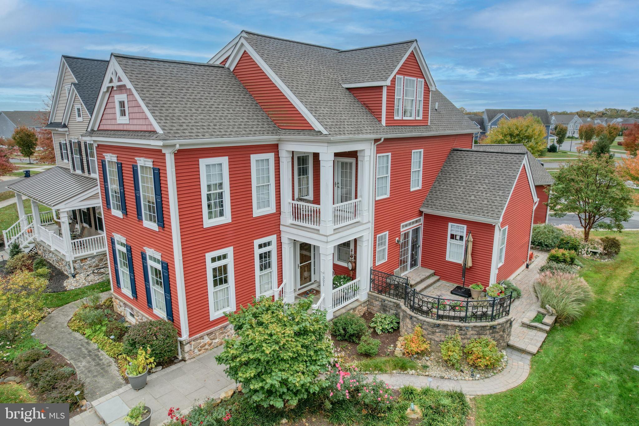 PARKSIDE - Residential