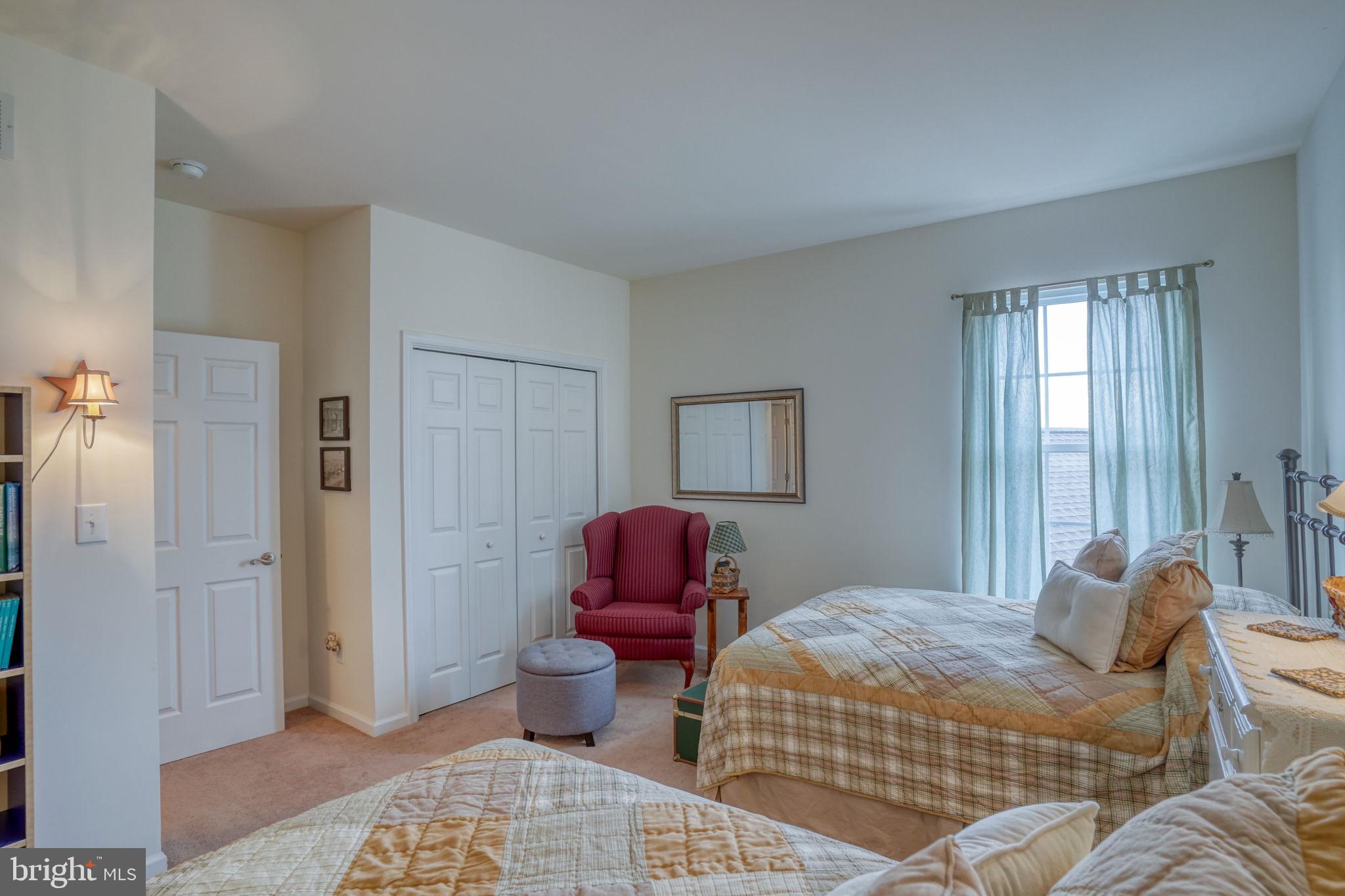 PARKSIDE - Residential