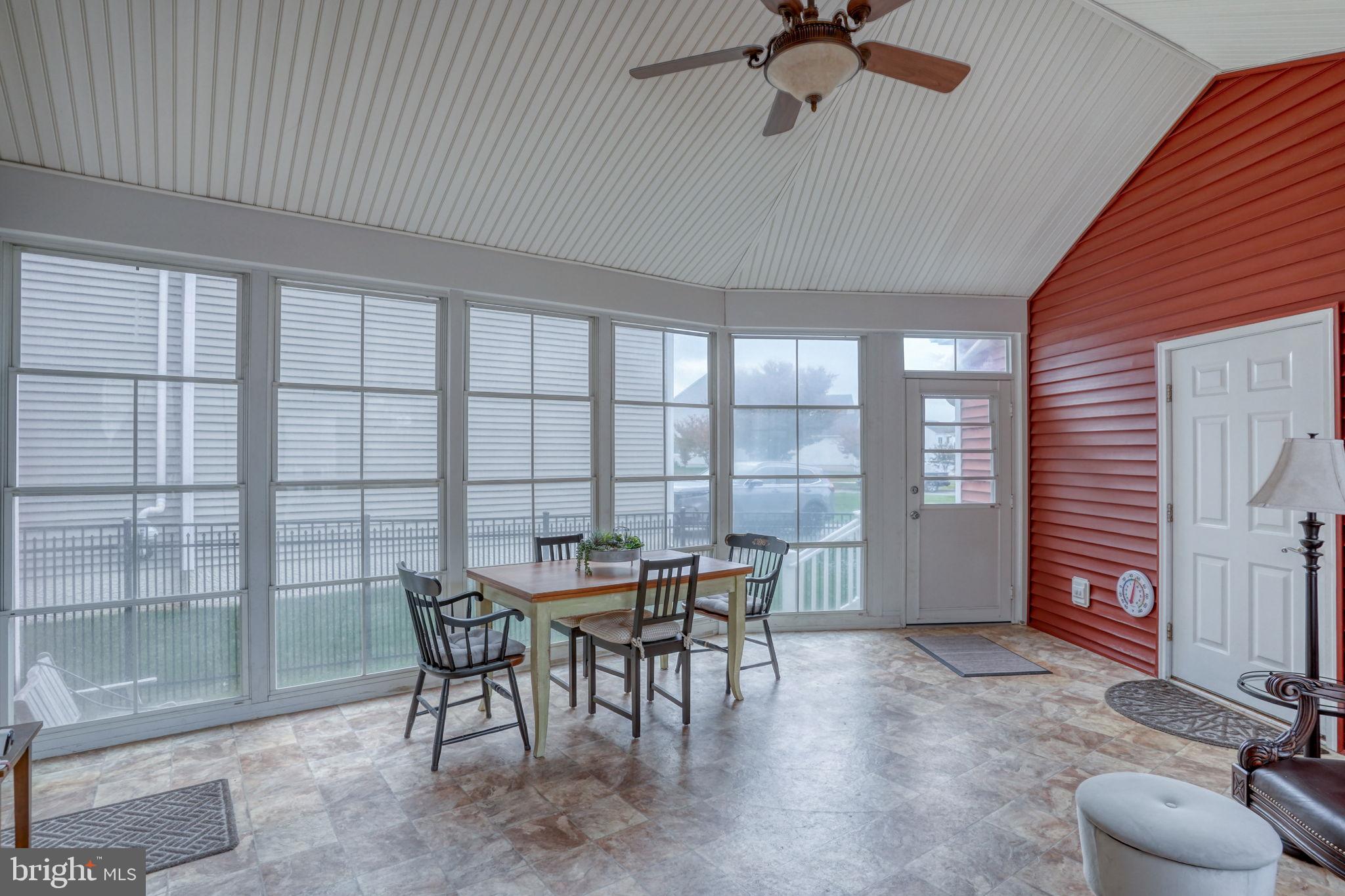 PARKSIDE - Residential