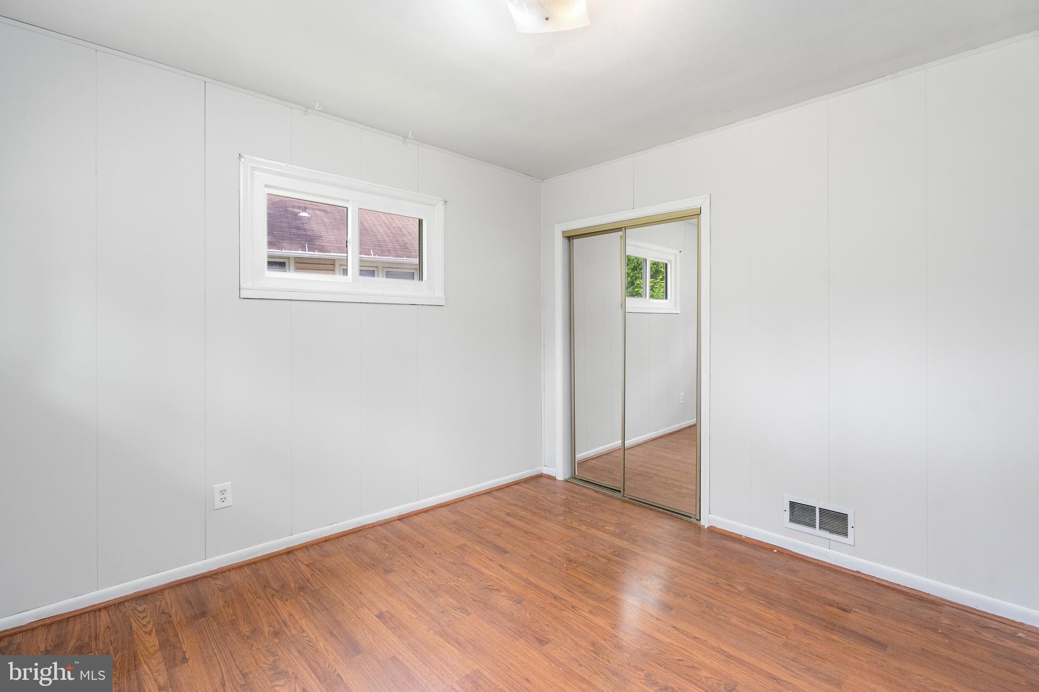 ROSEDALE MANOR - Residential