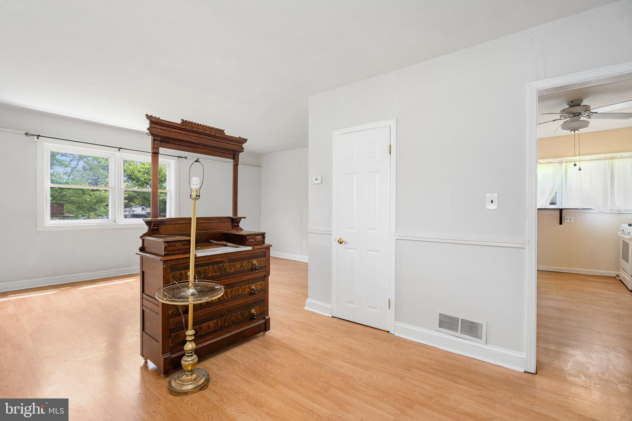 ROSEDALE MANOR - Residential