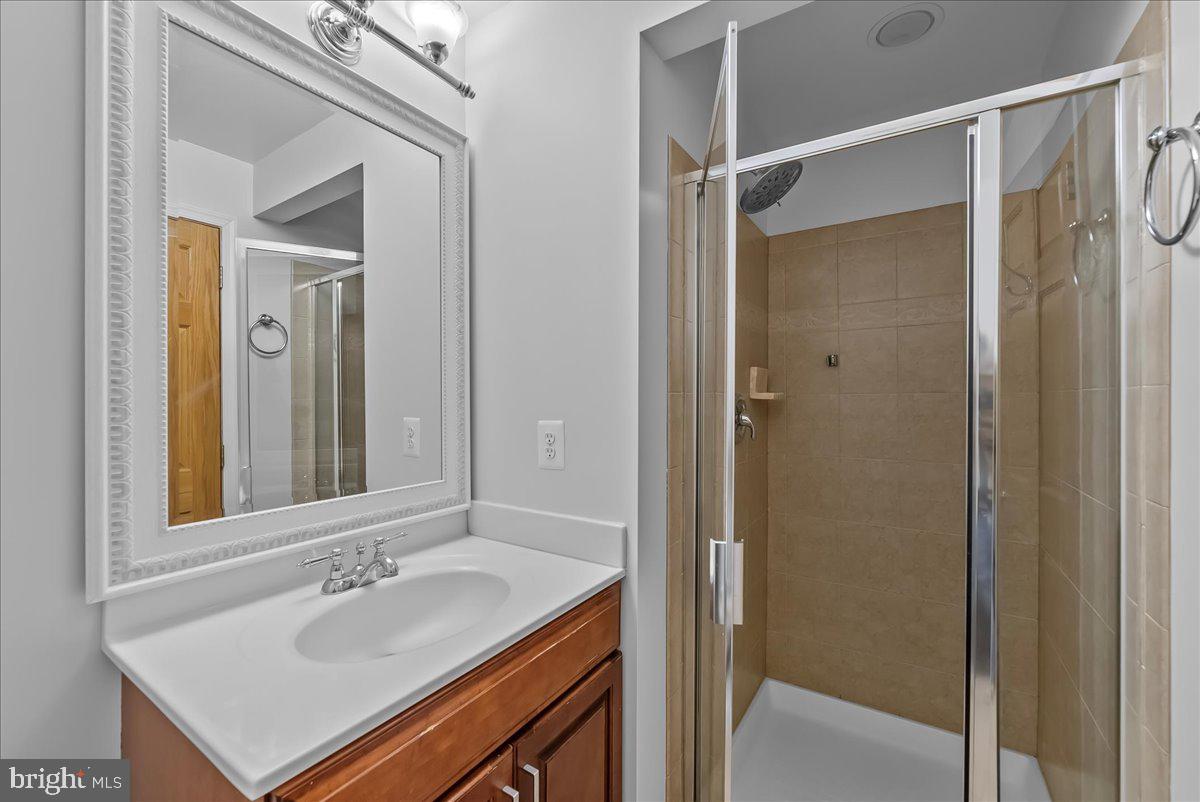 MAYWOOD - Residential