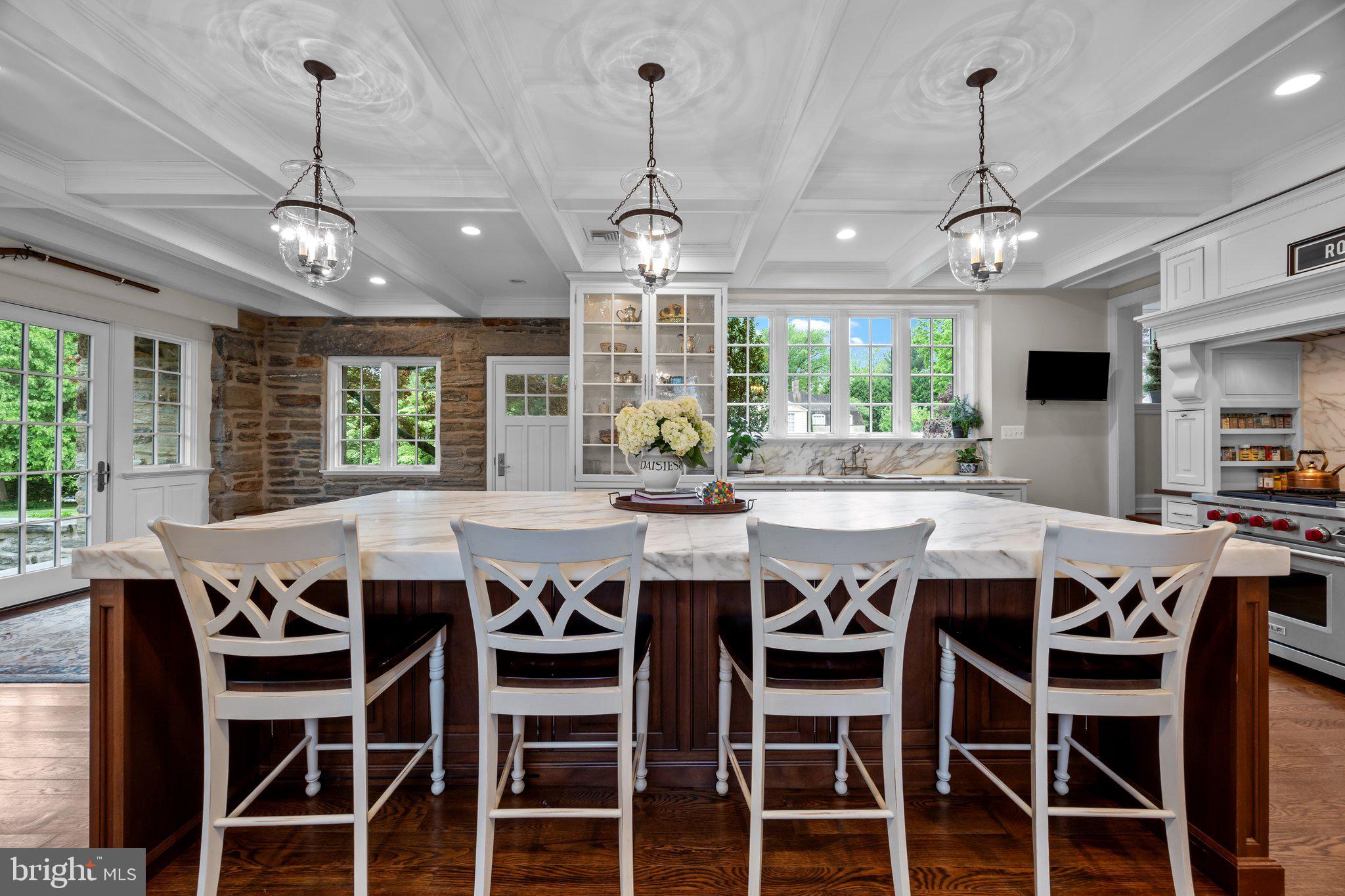 MEADOWBROOK - Residential