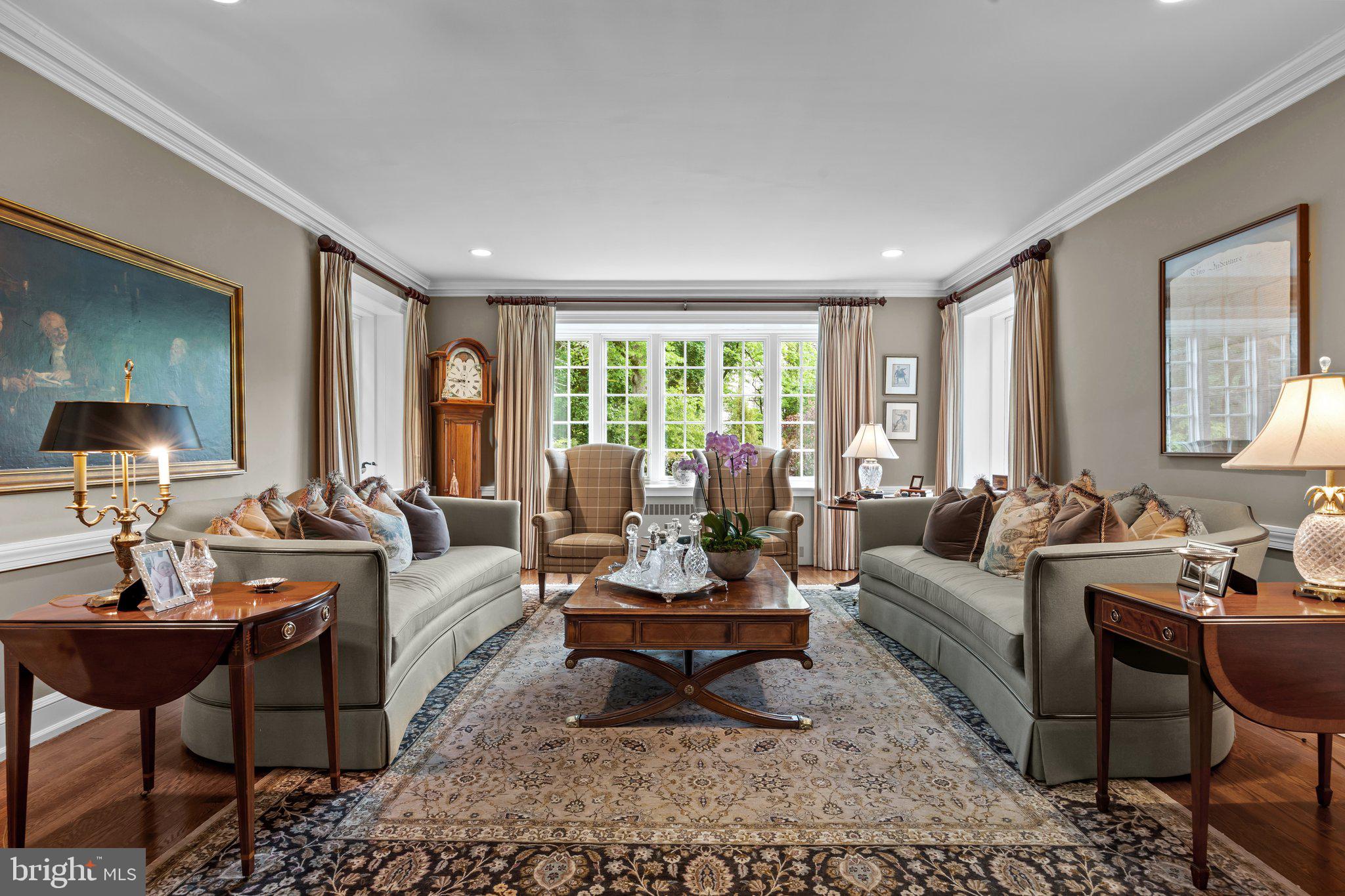 MEADOWBROOK - Residential