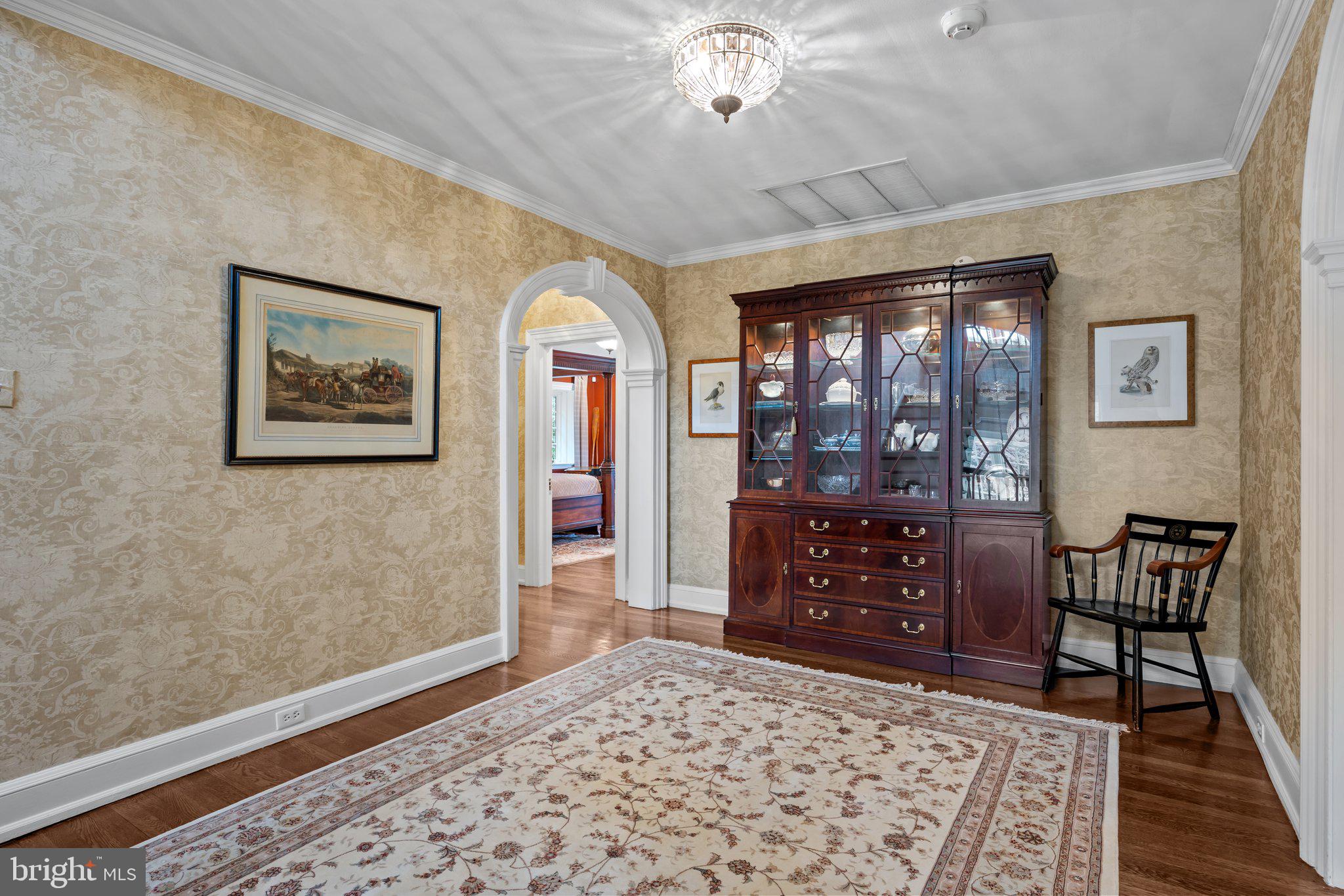 MEADOWBROOK - Residential