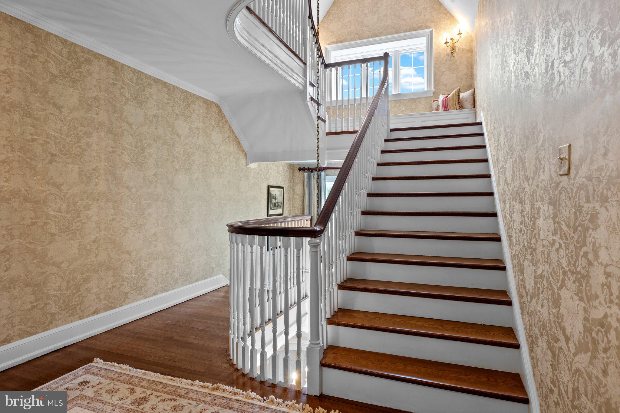 MEADOWBROOK - Residential