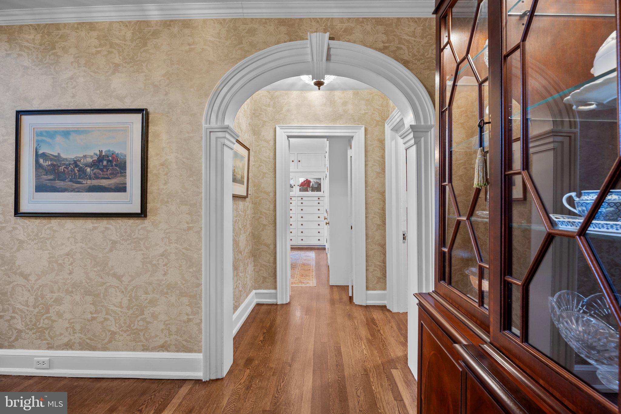 MEADOWBROOK - Residential