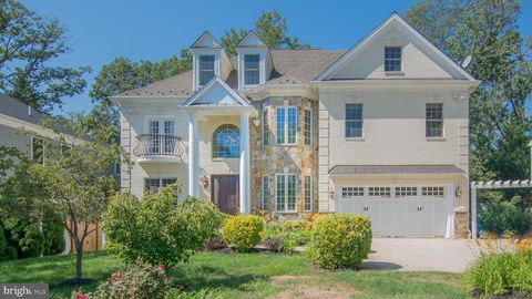 1906 DALMATION DRIVE MCLEAN VA 22101