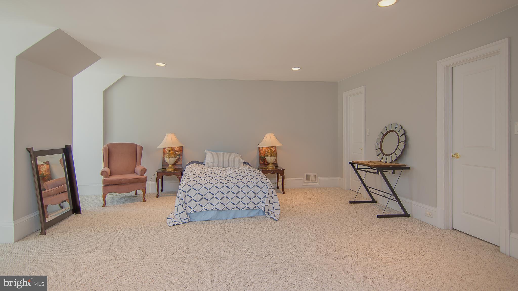 MARLBORO ESTATES - Residential