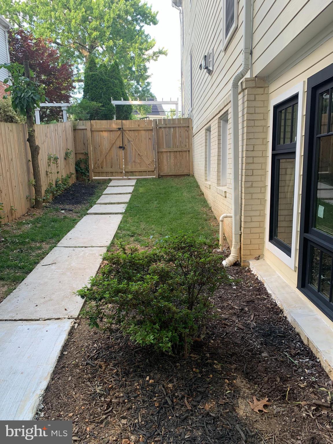 MARLBORO ESTATES - Residential