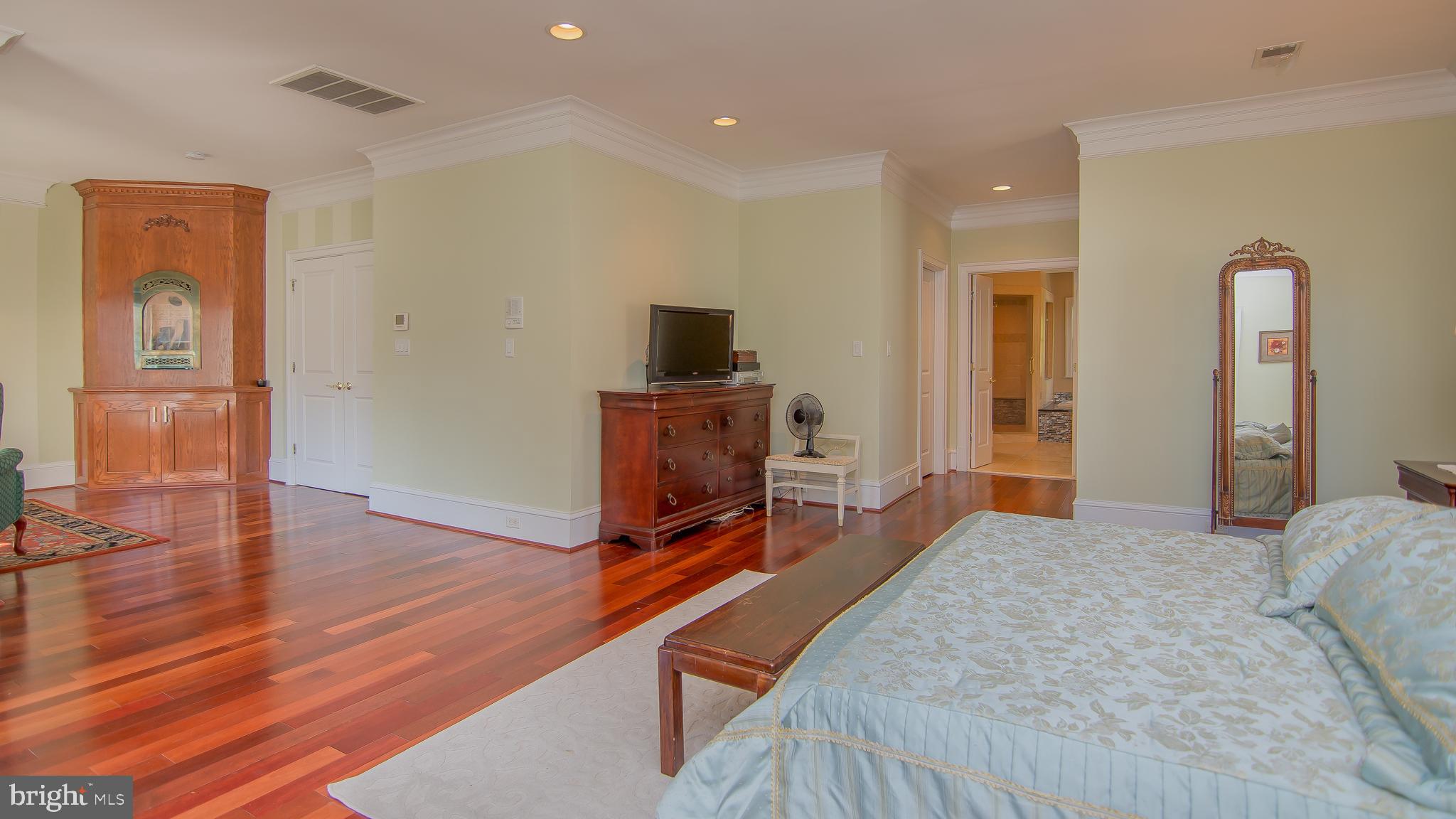 MARLBORO ESTATES - Residential