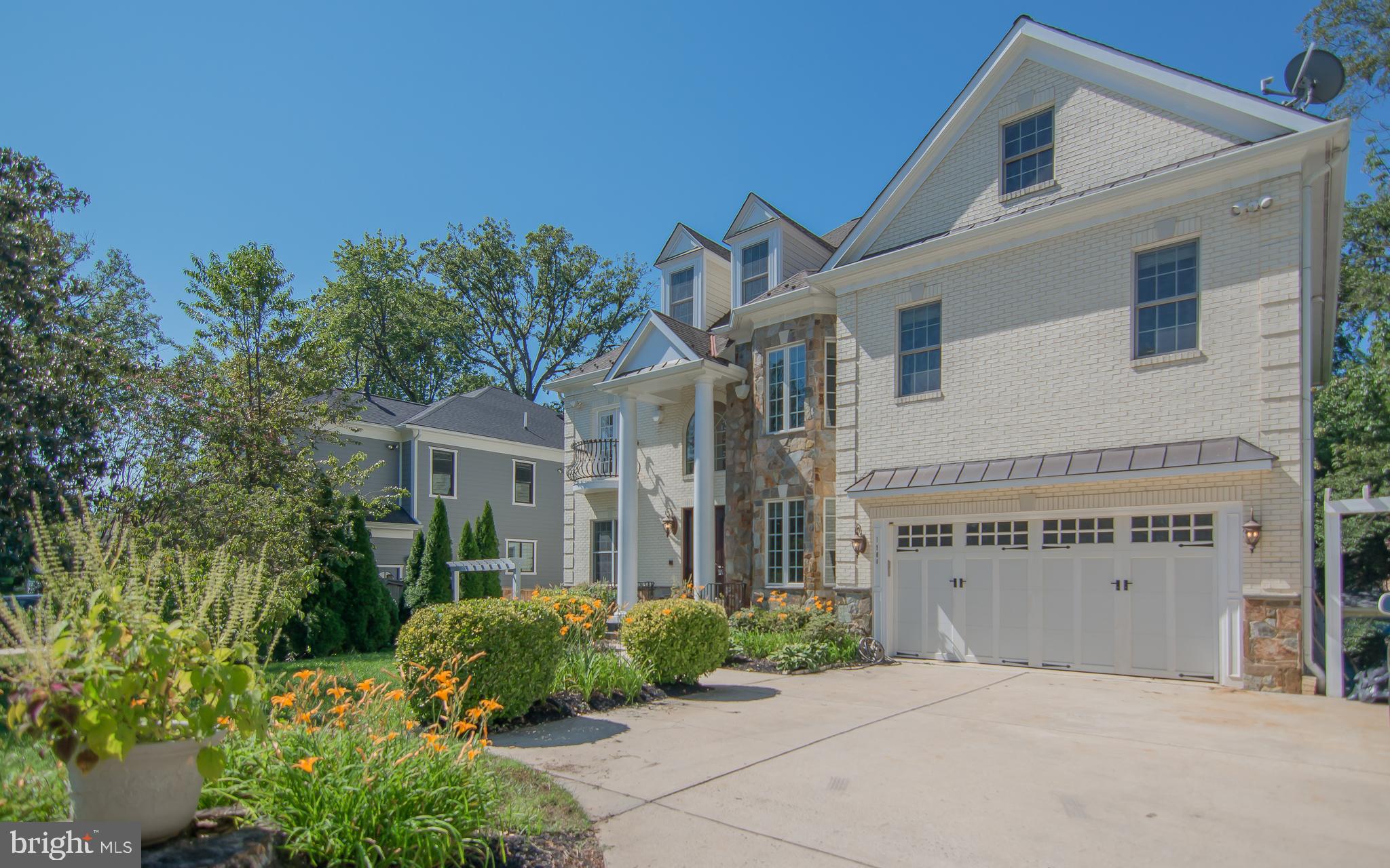 1906 DALMATION DRIVE
