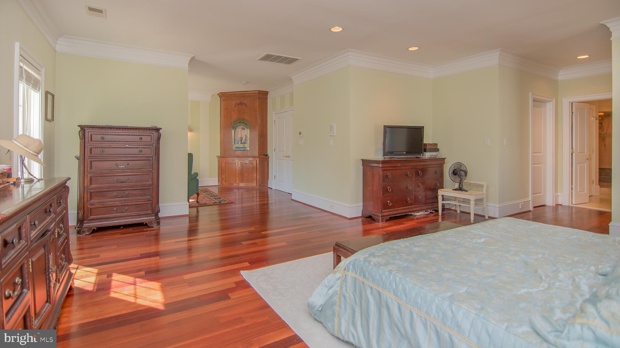 MARLBORO ESTATES - Residential