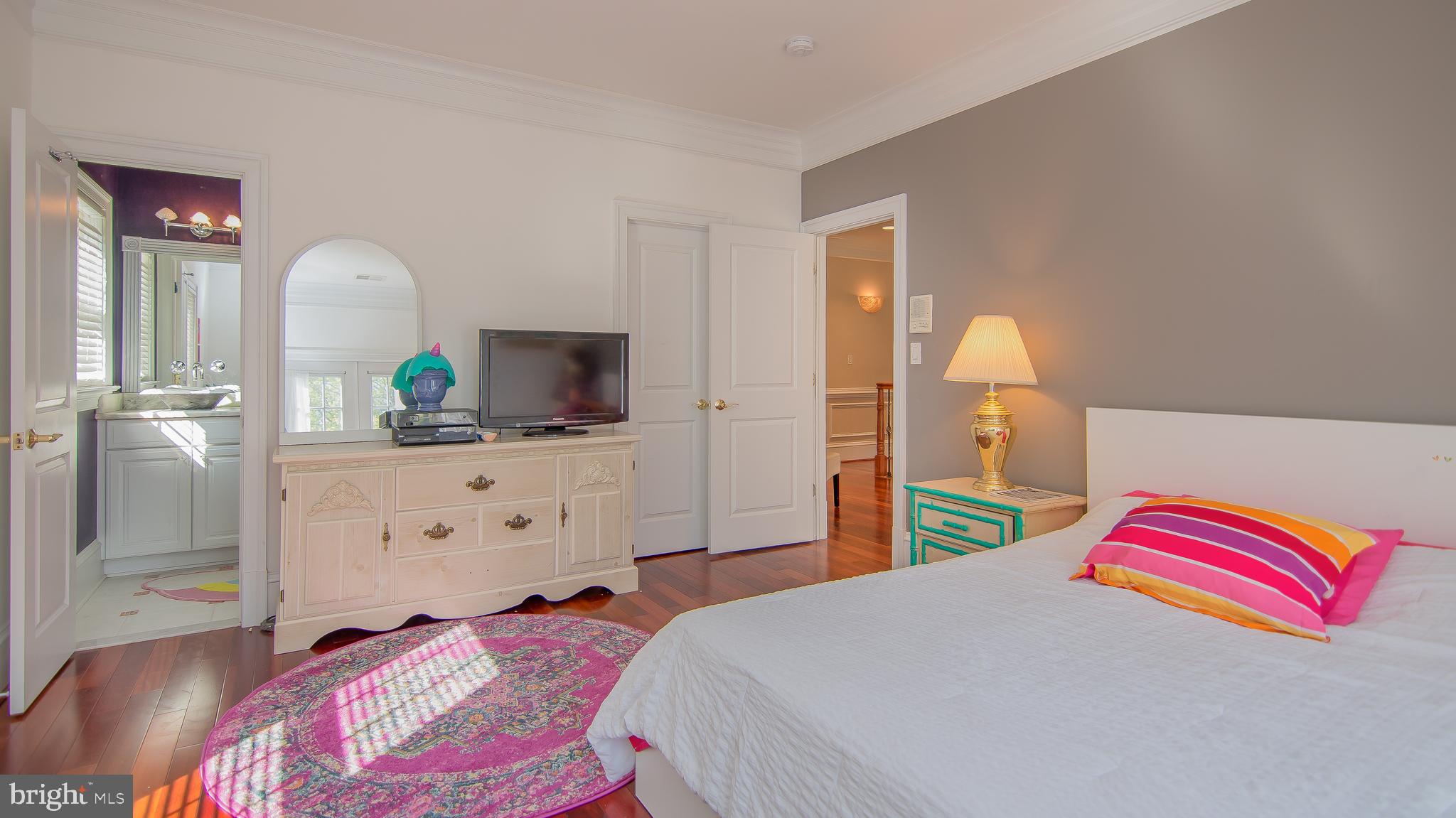 MARLBORO ESTATES - Residential