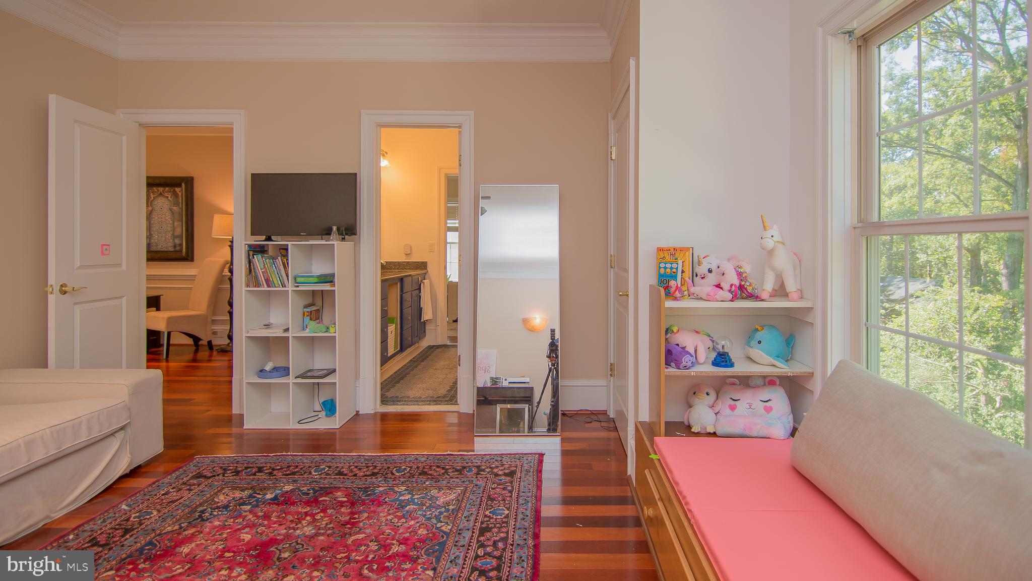 MARLBORO ESTATES - Residential